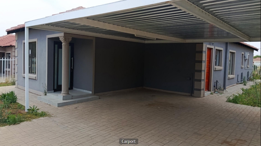 2 Bedroom Property for Sale in Mandela View Free State